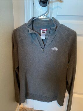 The North Face Women's Gray Half-Zip Fleece Pullover